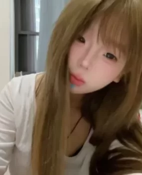 嫩妹反差萌水超多