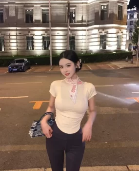 极品嫩妹.小穴粉嫩多汁